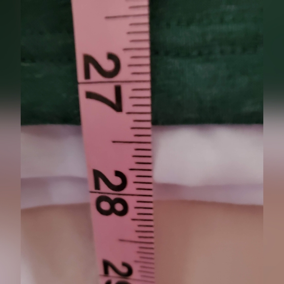 NWT~ Aiyino Fashion-Hooker Green Long Sleeve T-shirt NWT - Picture 6 of 7